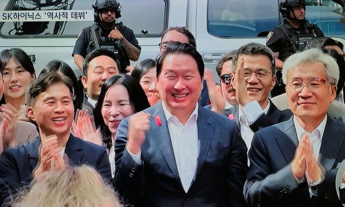 SK하이닉스 나스닥 '역사적 ...